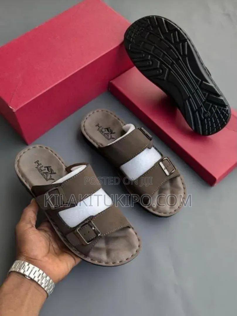 Huayi Premium Quality Sandals