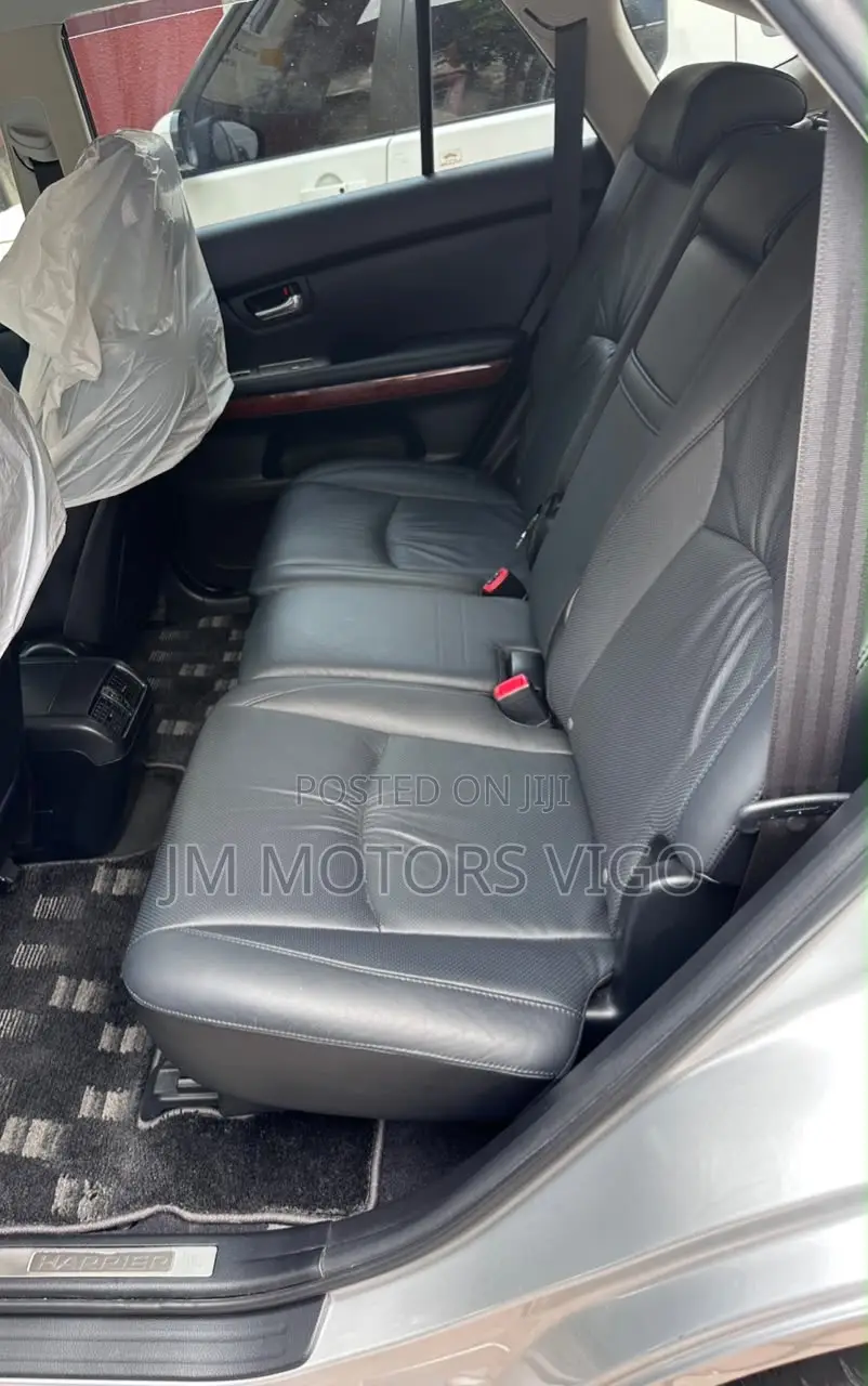 Toyota Harrier 2010 Silver