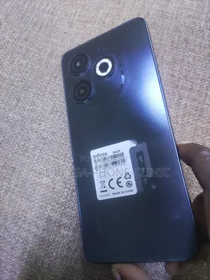 Infinix Smart 8 64 GB Black