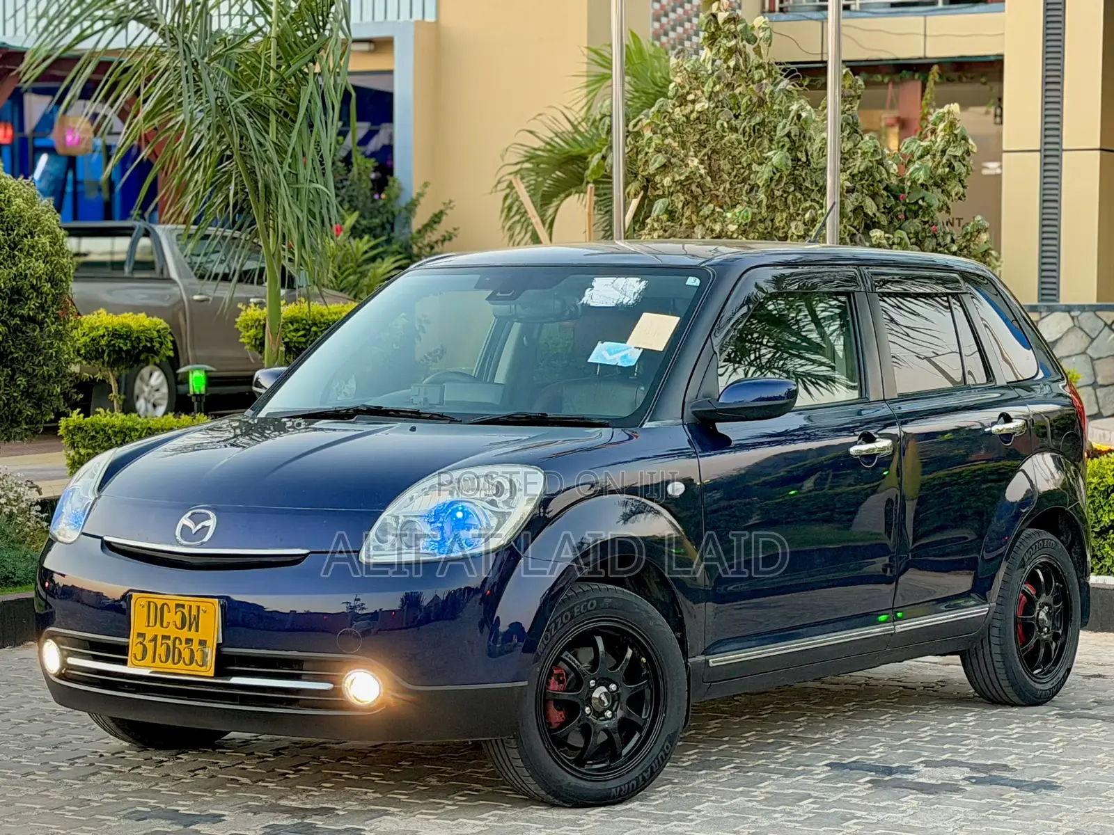 Mazda Verisa 2010 Blue