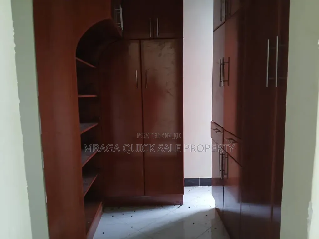 3bdrm Apartment in Kiluvya for sale