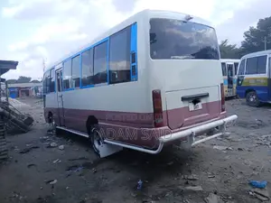 Nissan Civilian 2004 White