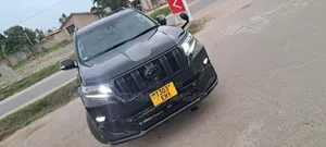 Toyota Land Cruiser Prado 2022 Black
