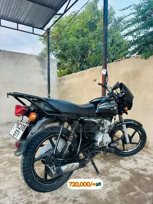 TVS HLX 125 2026 Black