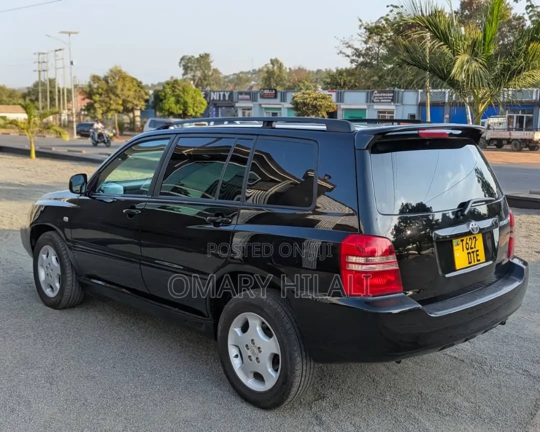 Toyota Kluger 2005 Black