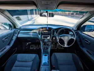 Toyota Kluger 2005 Black