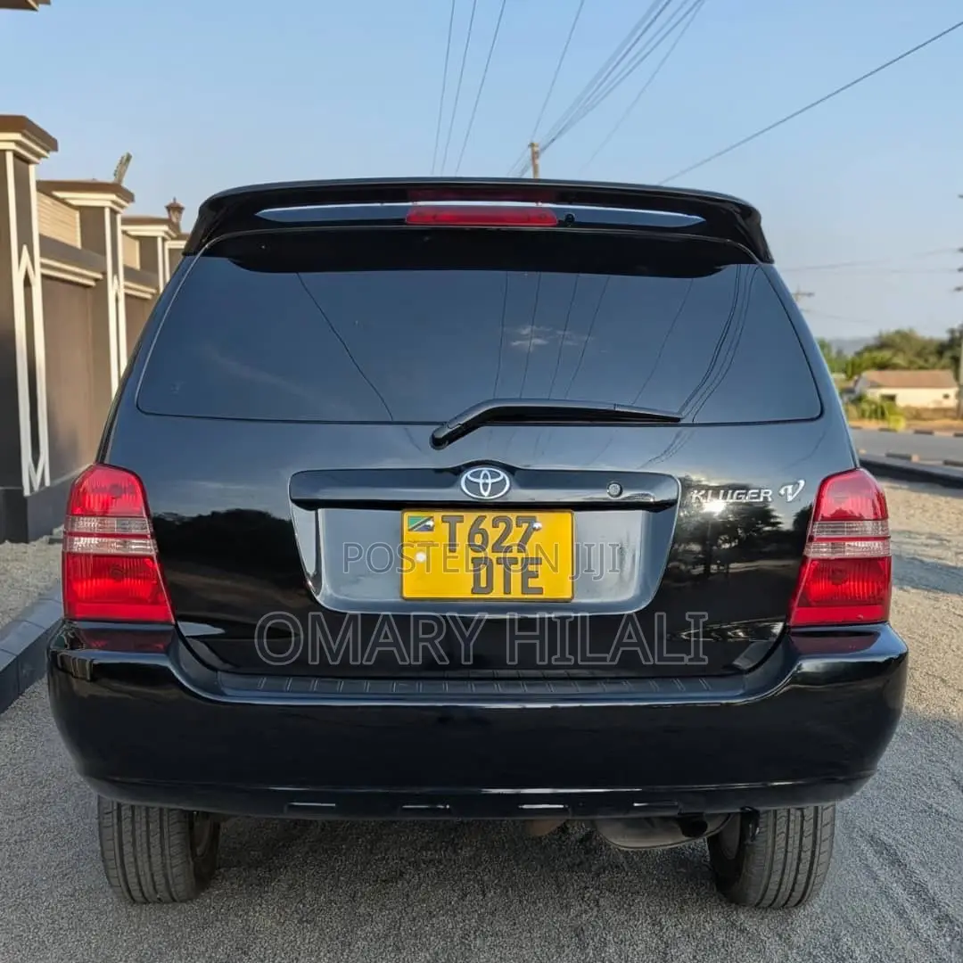 Toyota Kluger 2005 Black