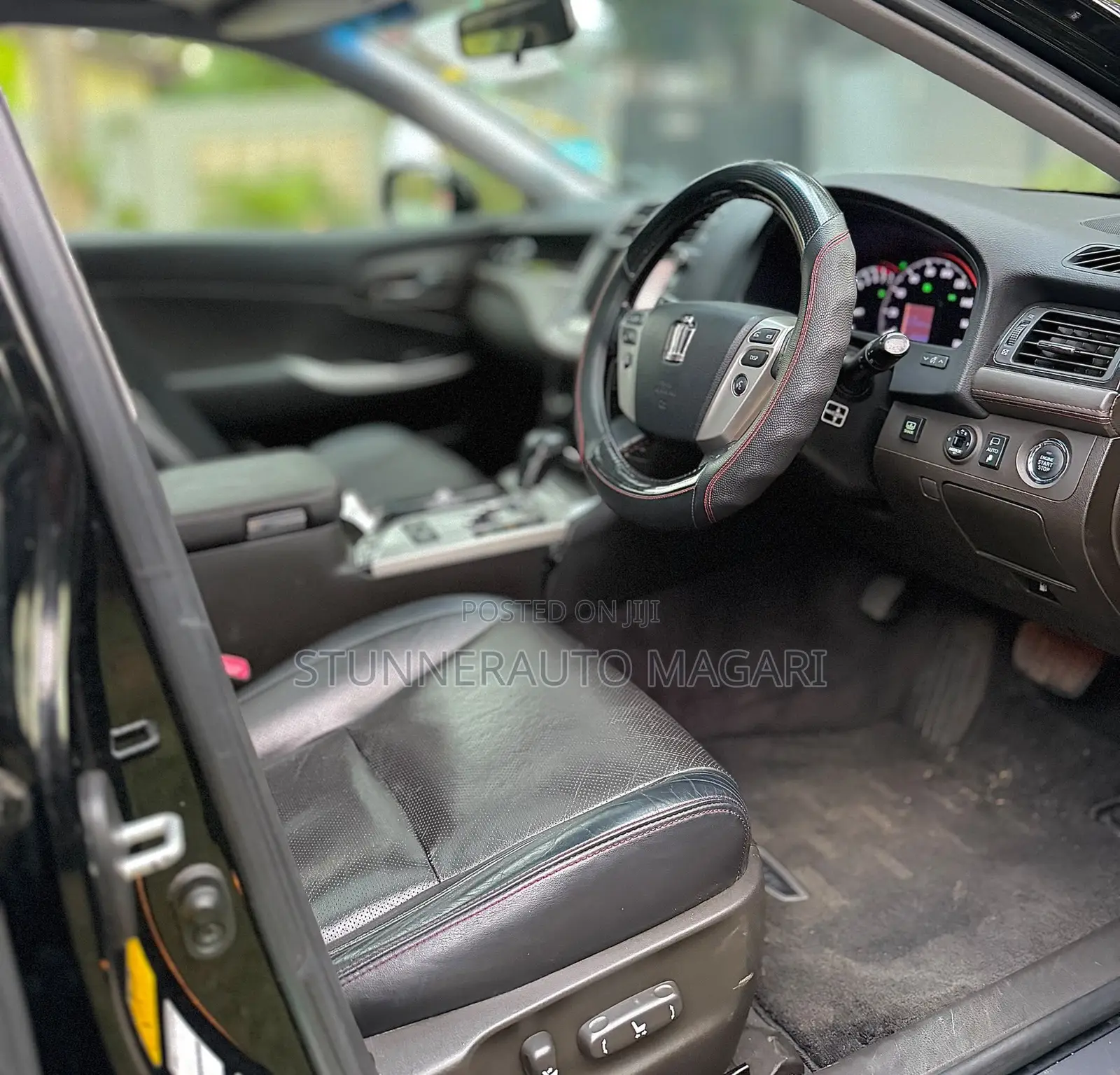 Toyota Crown 2012 Matt Black