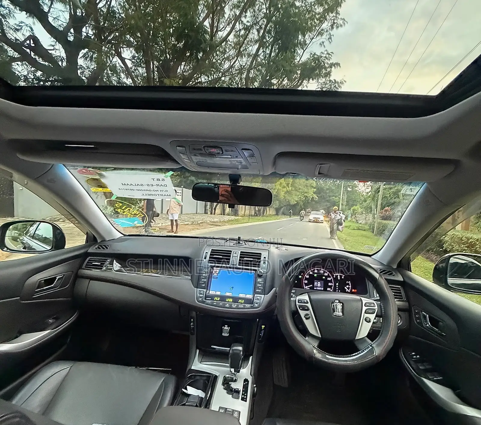 Toyota Crown 2012 Matt Black