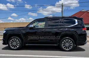 Toyota Land Cruiser 2024 Black