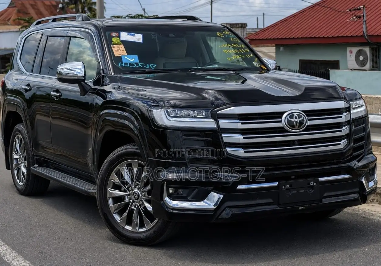Toyota Land Cruiser 2024 Black