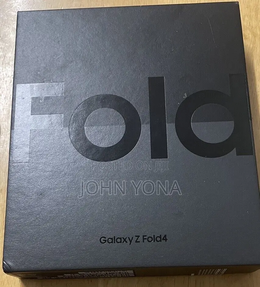 New Samsung Galaxy Z Fold4 256 GB