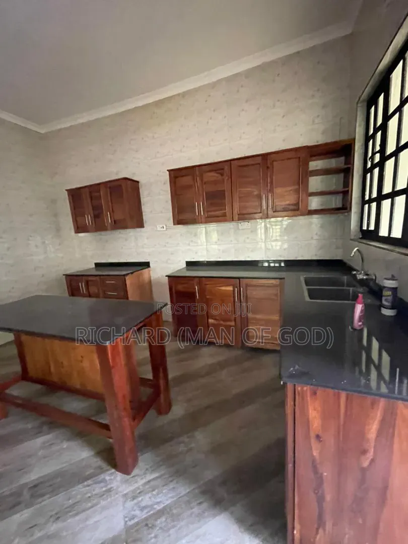 3bdrm House in Arusha for rent