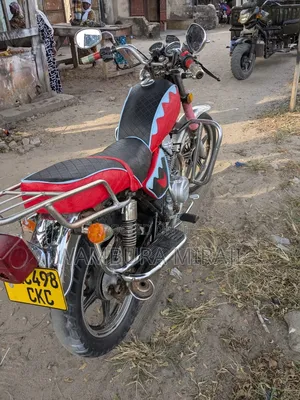 Bajaj RE 2025 Black