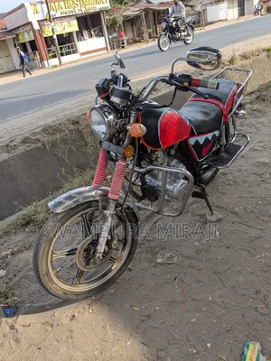 Bajaj RE 2025 Black