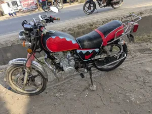 Bajaj RE 2025 Black