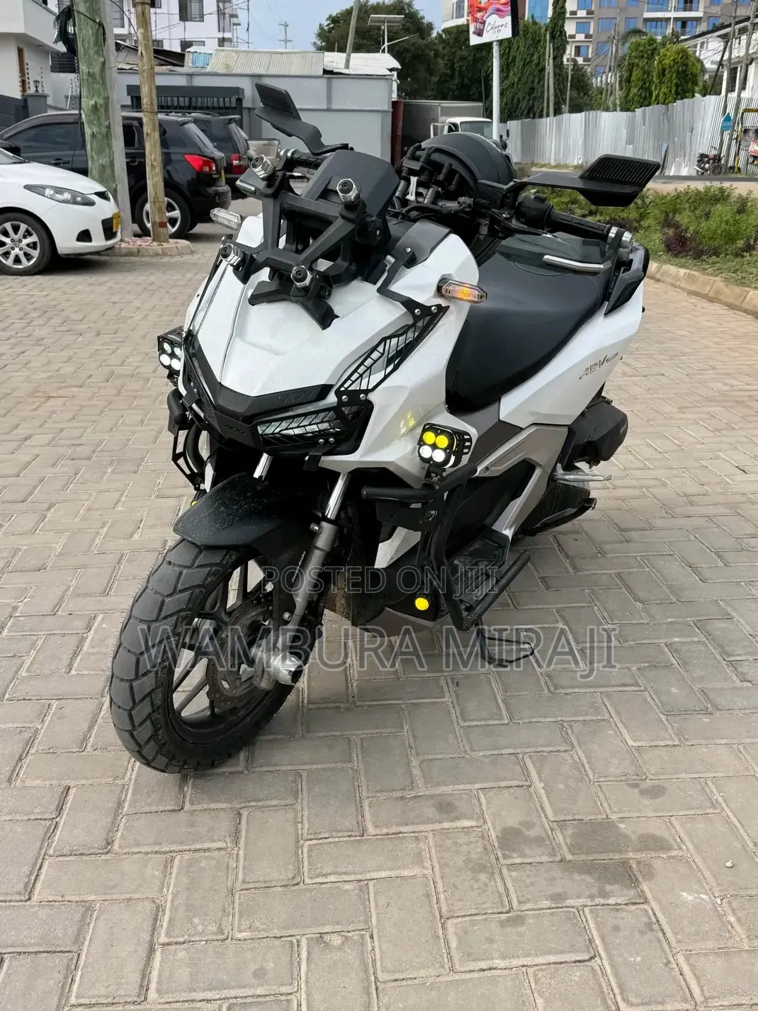 New Honda CB 2025 Silver