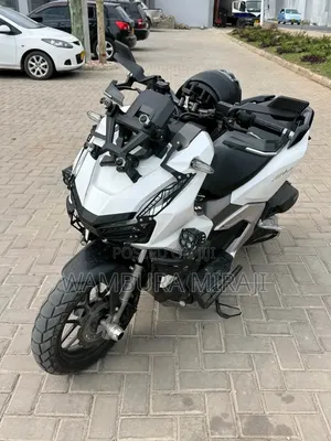 New Honda CB 2025 Silver