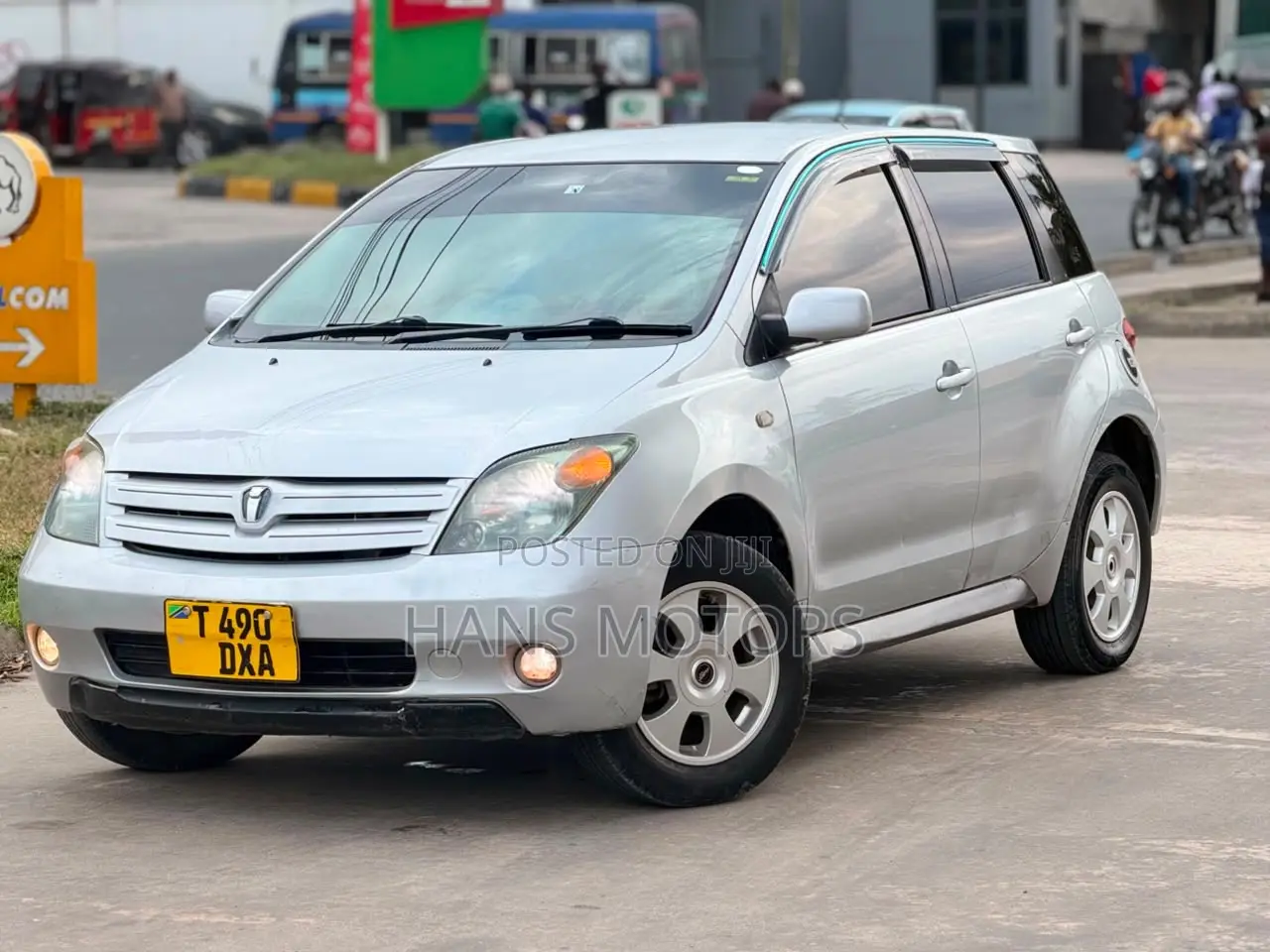 Toyota IST 2004 Silver