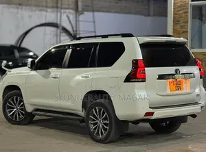 Toyota Land Cruiser Prado 2020 Pearl