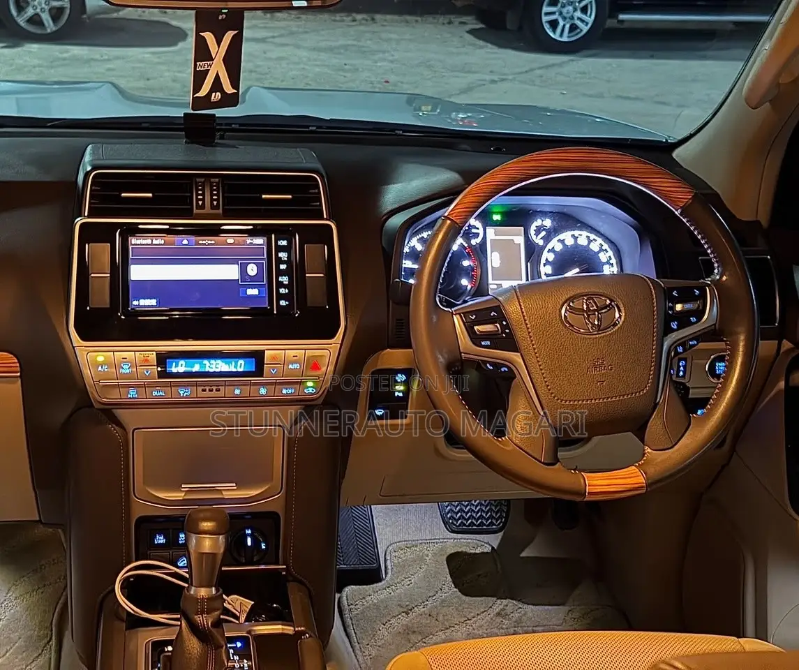 Toyota Land Cruiser Prado 2020 Pearl