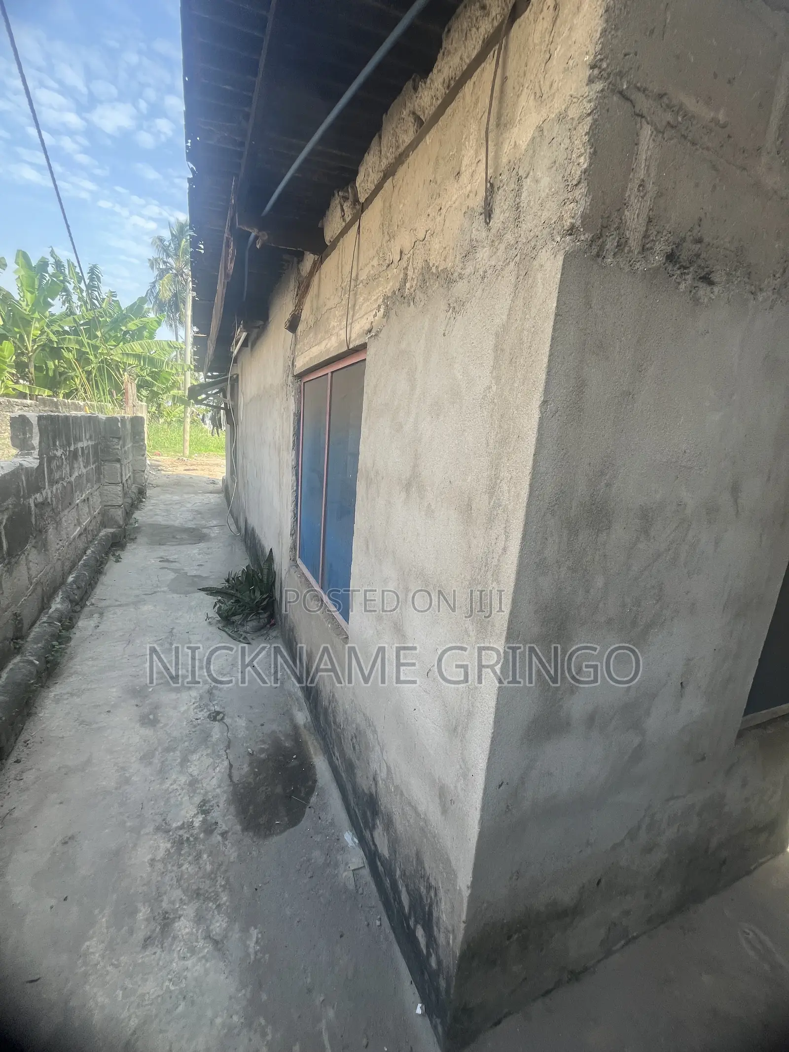 5bdrm House in Mabibo Luhanga for sale