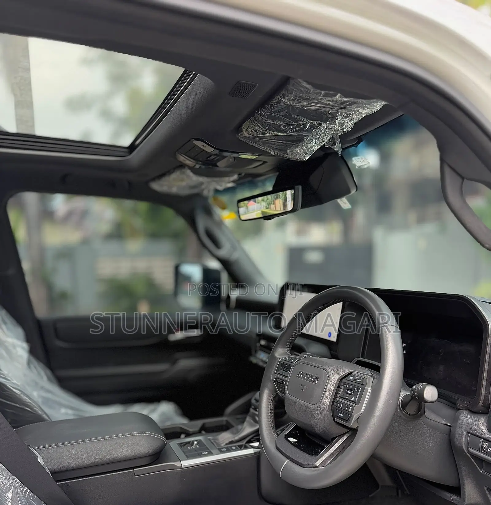 Toyota Land Cruiser Prado 2024 White