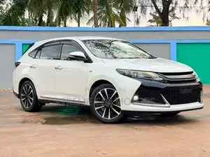 Toyota Harrier 2016 White
