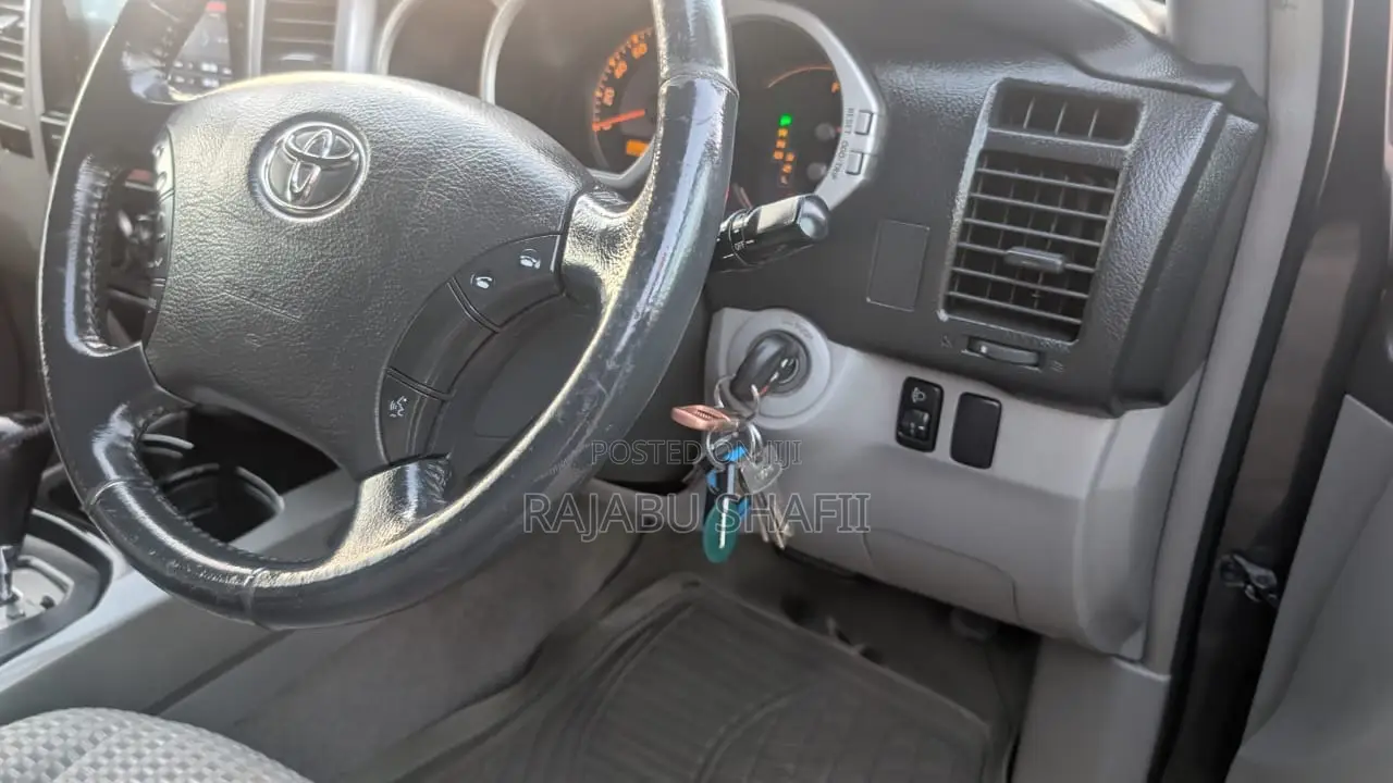Toyota Hilux Surf 2.7 SSR 2005 Gray