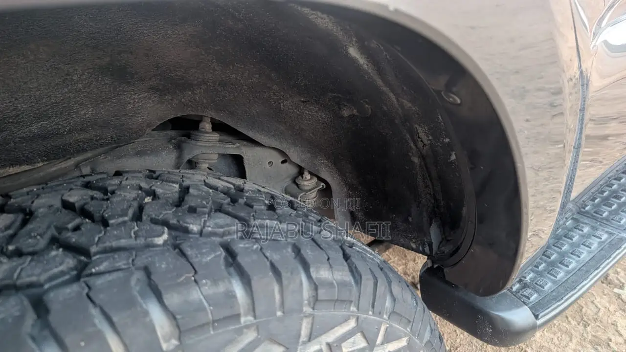 Toyota Hilux Surf 2.7 SSR 2005 Gray