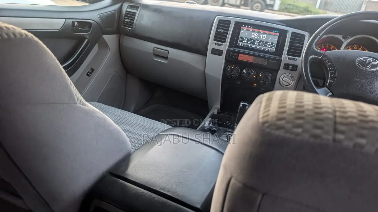 Toyota Hilux Surf 2.7 SSR 2005 Gray