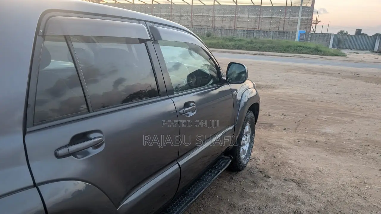 Toyota Hilux Surf 2.7 SSR 2005 Gray