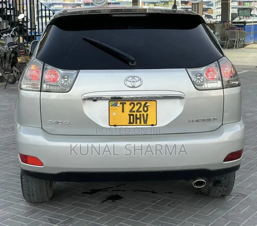 Toyota Harrier 2007 Silver