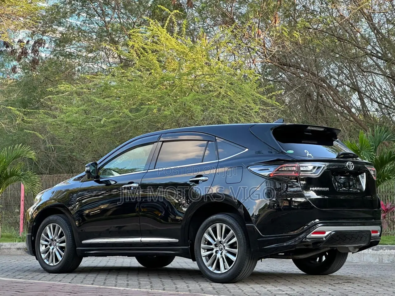 Toyota Harrier 2017 Black
