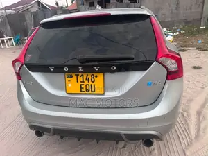 Volvo V60 2012 Silver