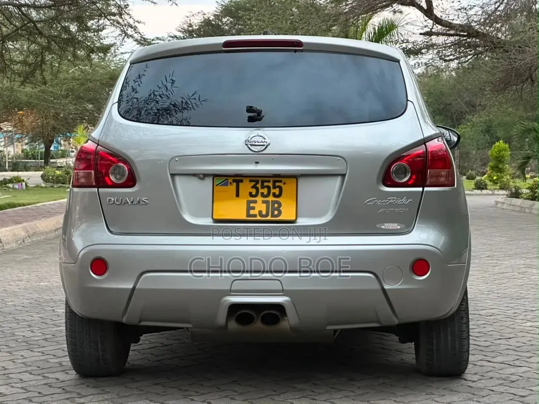 Nissan Dualis 2010 Silver