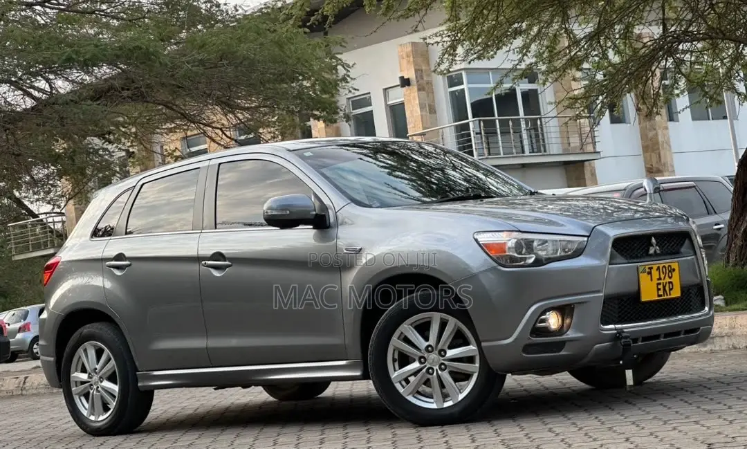 Mitsubishi RVR 2010 Gray