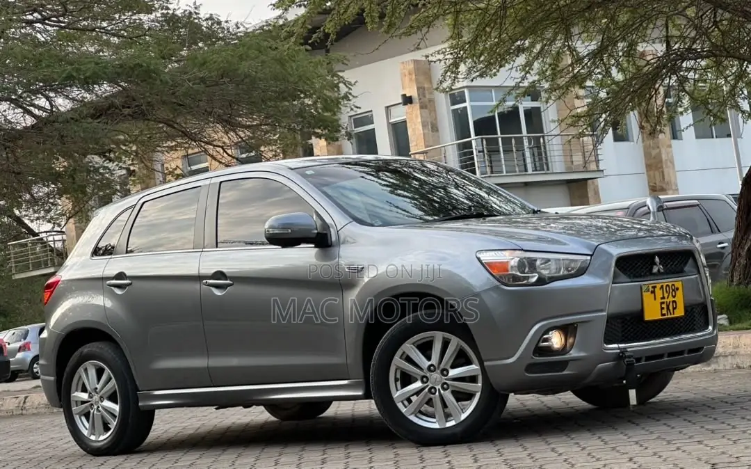 Mitsubishi RVR 2010 Gray