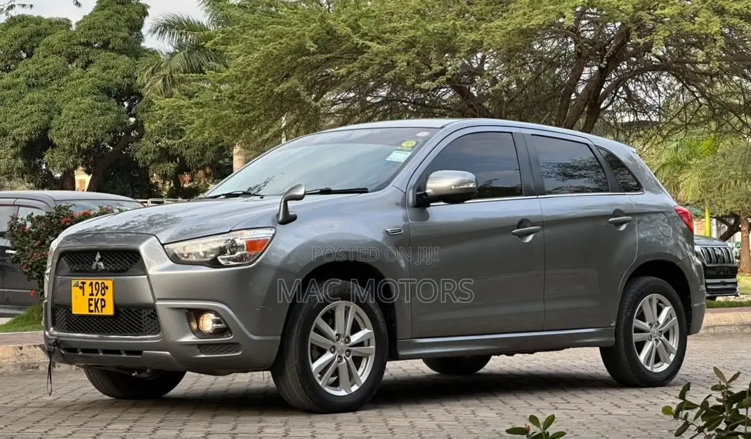 Mitsubishi RVR 2010 Gray