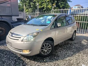 Toyota Corolla Spacio 2007 Gold