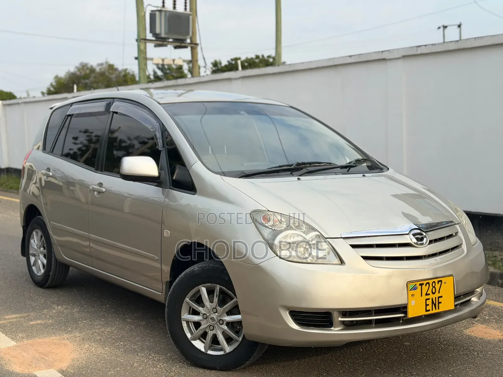 Toyota Corolla Spacio 2005 Gold