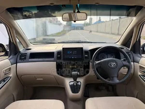 Toyota Corolla Spacio 2005 Gold