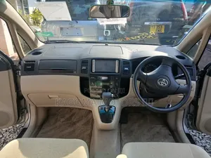 Toyota Noah 2009 Gray