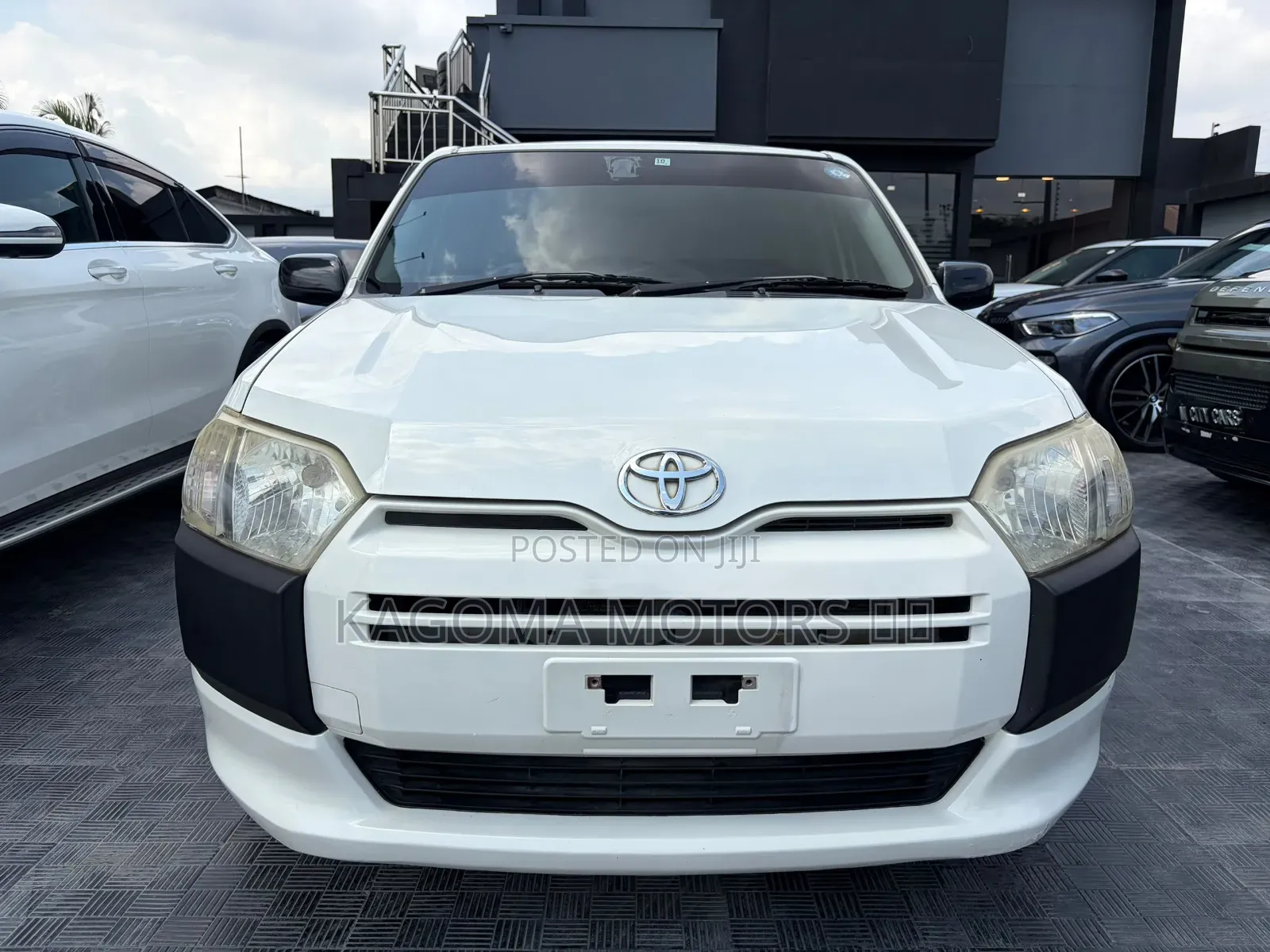 Toyota Succeed SV Premium 2016 White