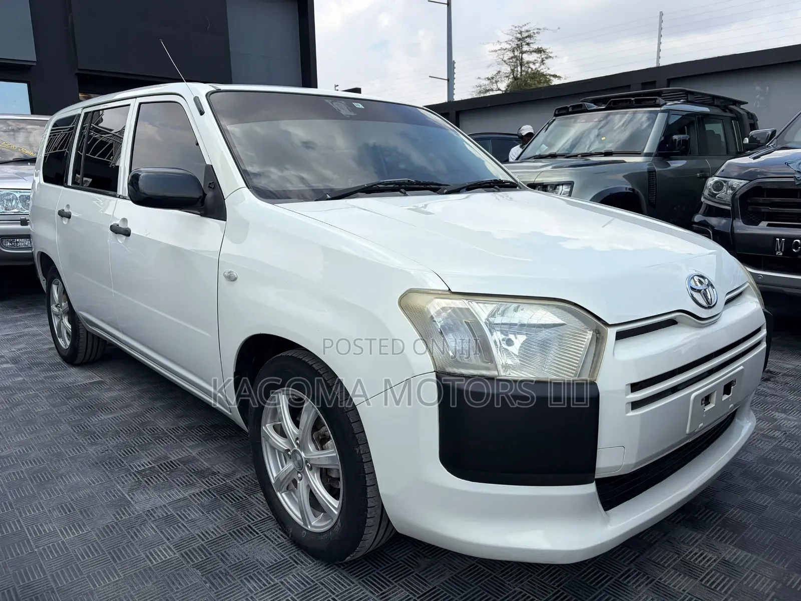 Toyota Succeed SV Premium 2016 White