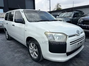 Toyota Succeed SV Premium 2016 White