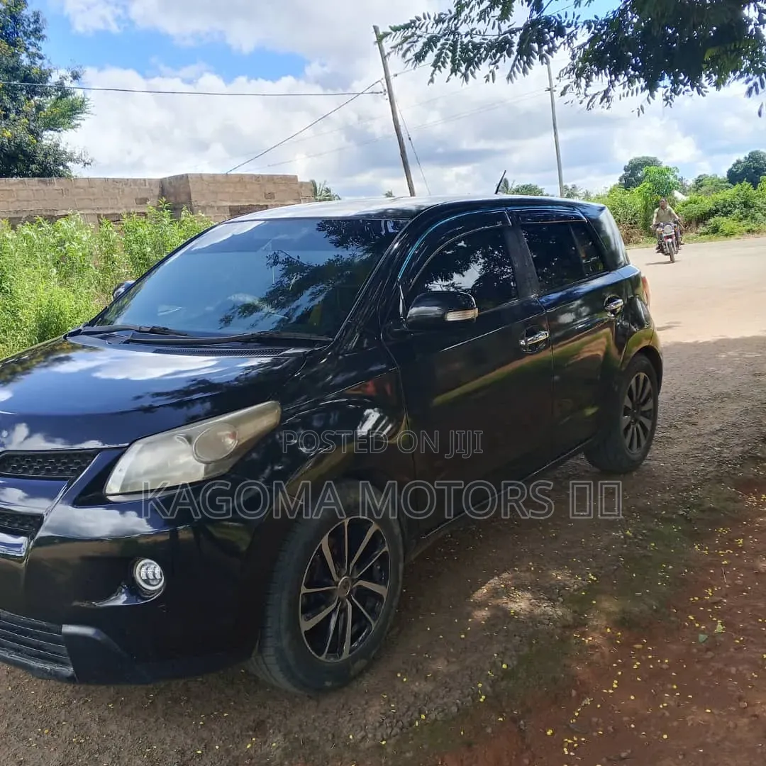 Toyota IST 2008 Black