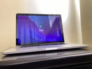Laptop Apple MacBook Pro 2015 16GB Intel Core i7 SSD 256GB