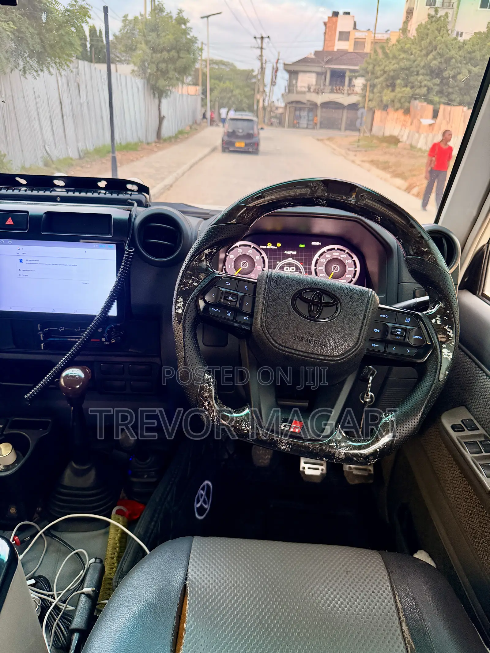 Toyota Land Cruiser 2017 White