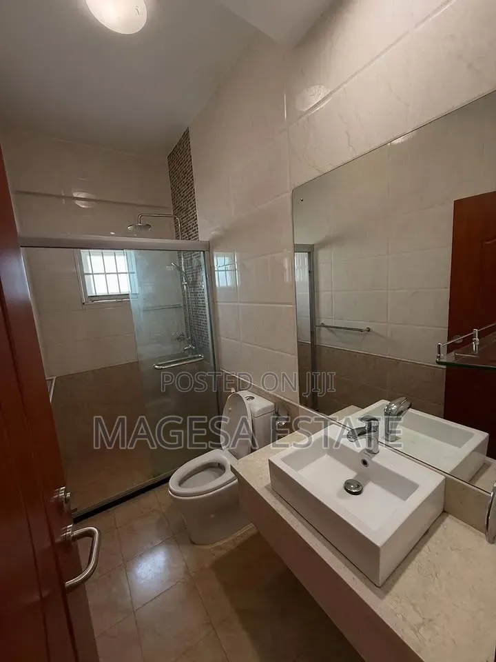 Furnished 3bdrm House in Oyster Bay for rent